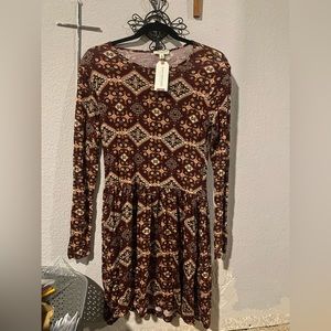 Earthbound maroon print long sleeve dress